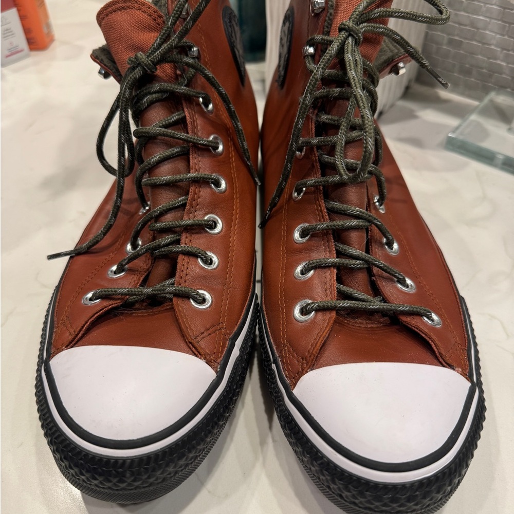 Converse Men's Brown and White High-Top Sneakers